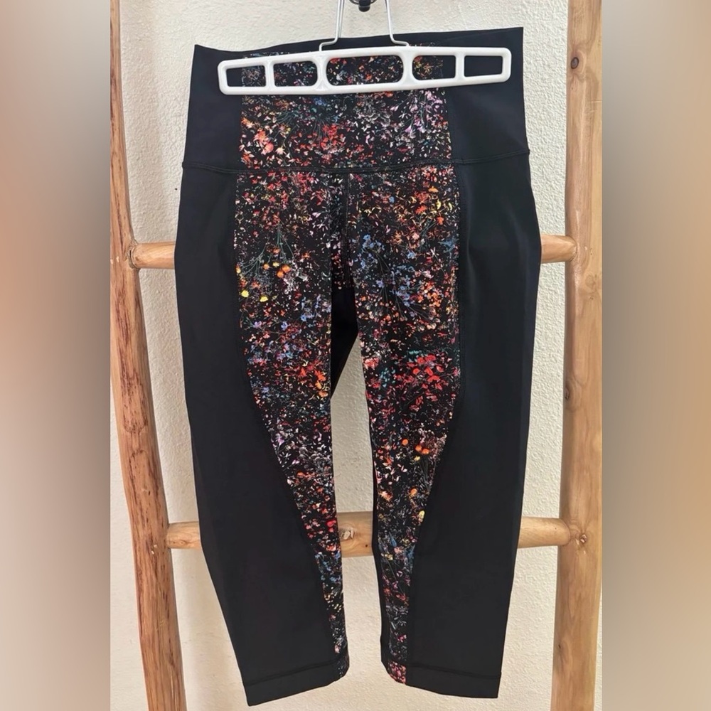 lululemon athletica Black Leggings with Multicolor Paint-Splash Panels size 6